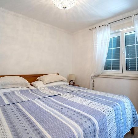 Apartments Inn Baska Voda Exterior photo